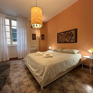  Appartamento Oasi Nel Cuore Di Lucca, Super E Luminoso Italia